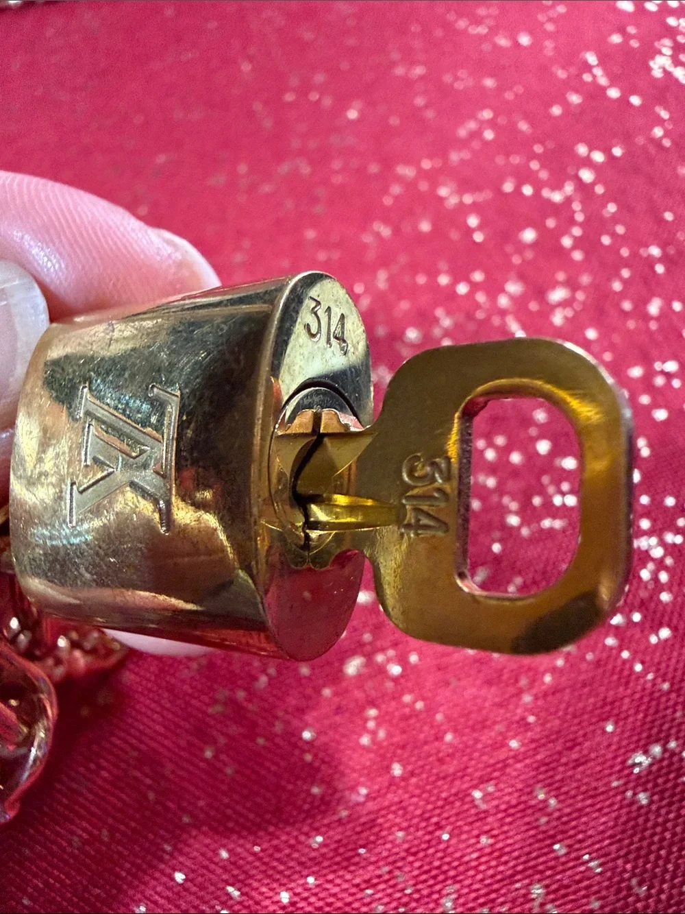 Louis Vuitton lock n key #314